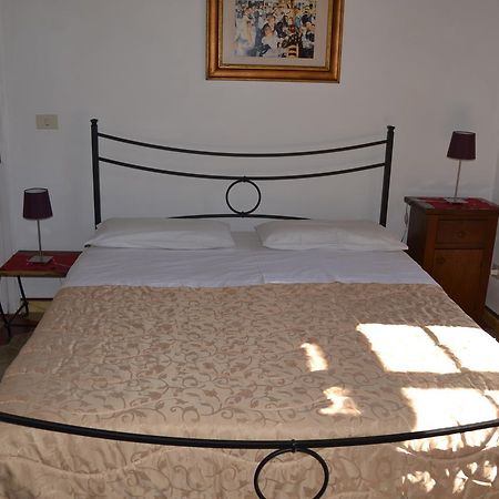 La Casa Di Antonella Hotel Siena Kültér fotó